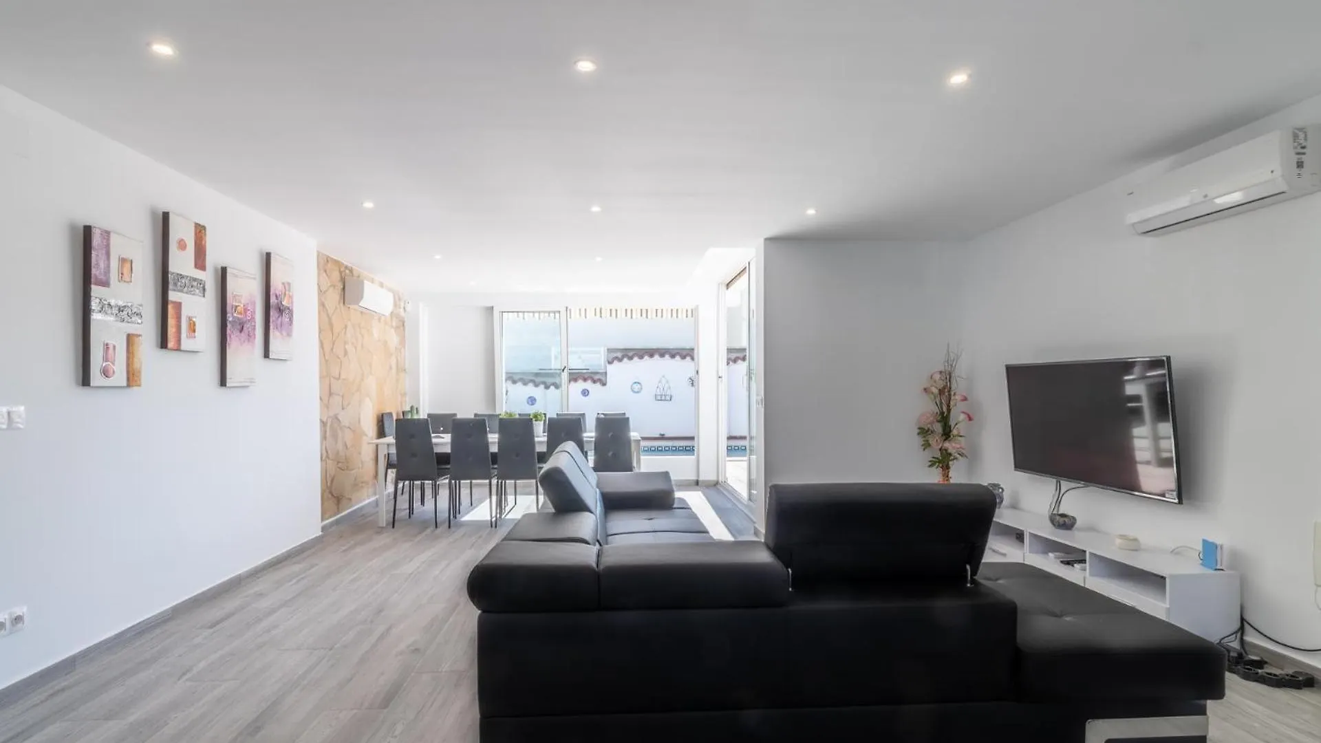Goldhome - Montgri - Piscina Climatizada Empuriabrava 0*,  Ισπανία